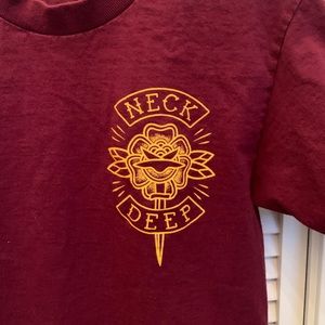 Neck Deep tee
